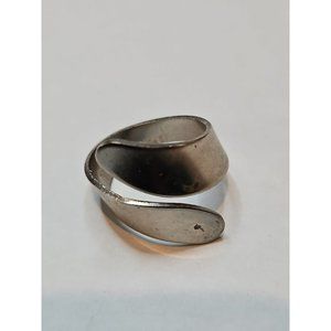 Vintage Abstract Minimalist Swirl Design Ring, Silver Tone, Size 9.5
